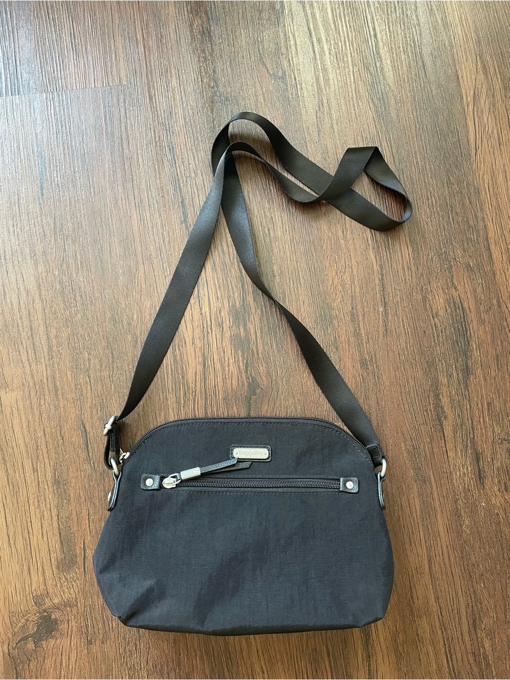 Baggallini Black Nylon RFID Crossbody Bag Travel Purse Adjustable Strap 10x7”